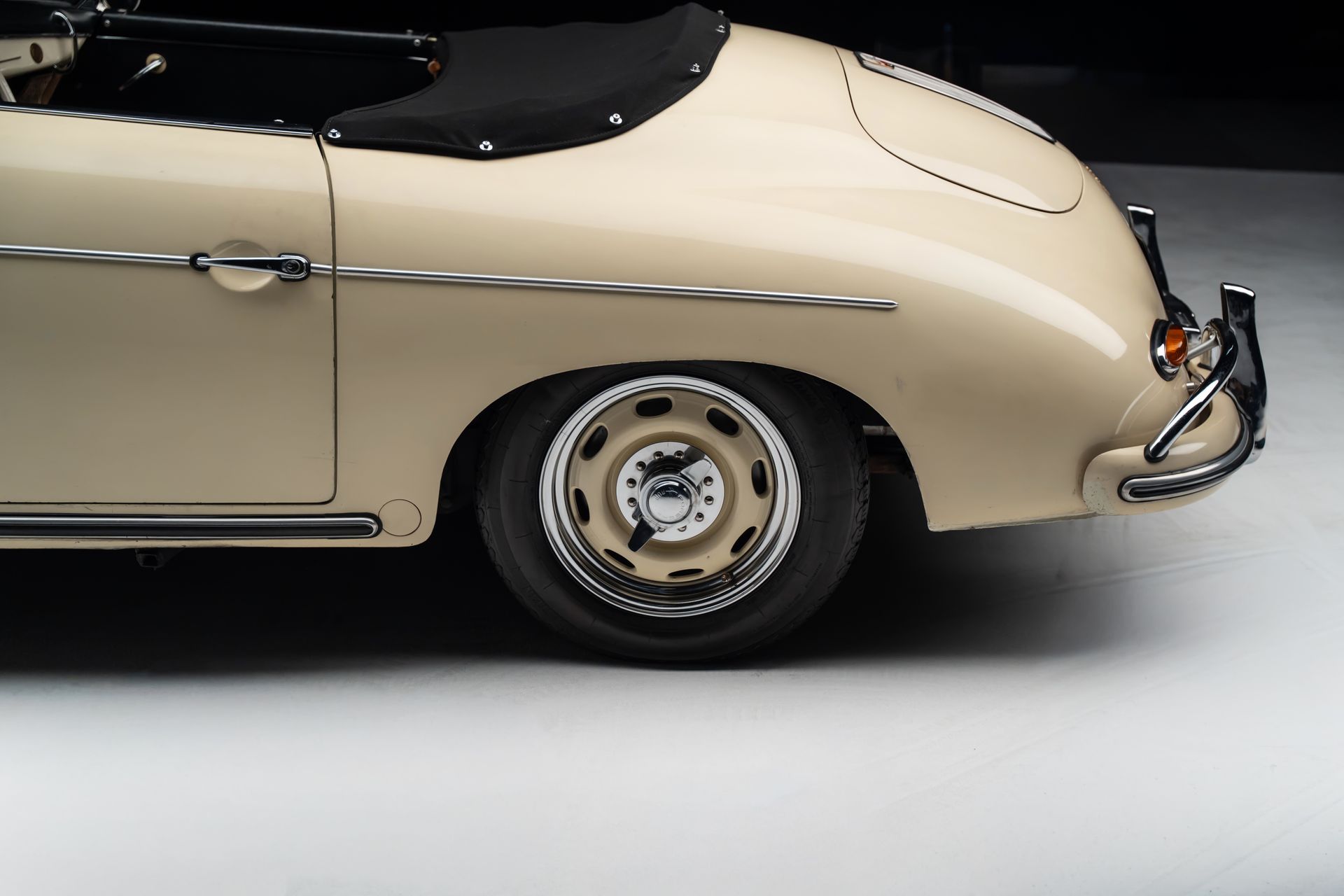 Inserat 1957 Porsche 356 A 1600 Super (T2) Speedster - Rudge ab Werk! (8)