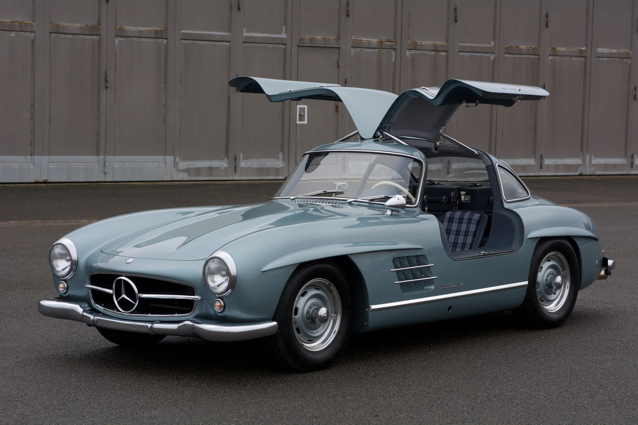 Axel Schuette SOLD 300 SL (9)